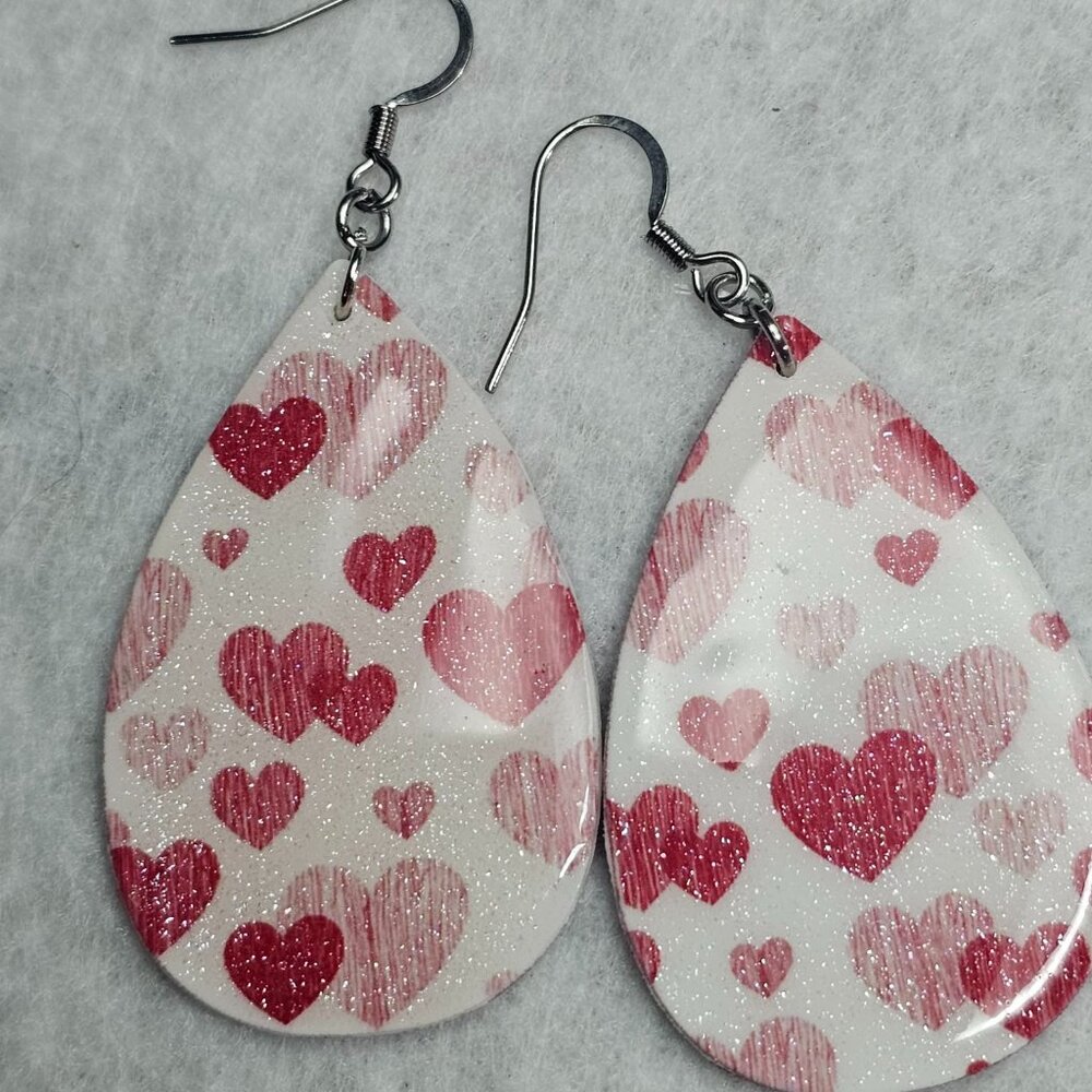 Handmade Valentines tear shaped earrings with a heart pattern (double-sided)